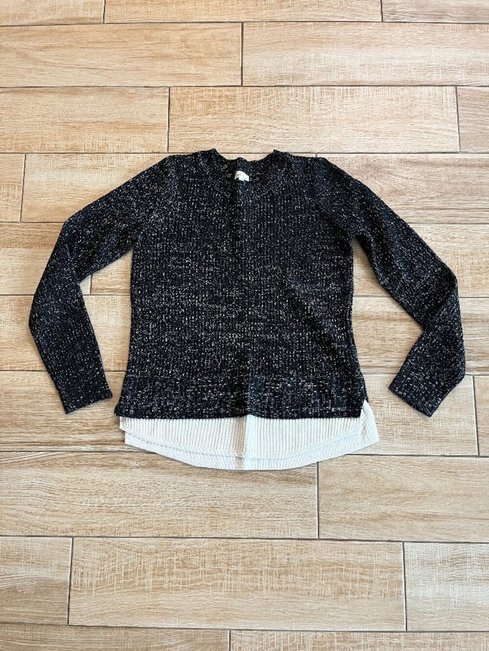 Womens Hem & Thread Black & White Sweater - S